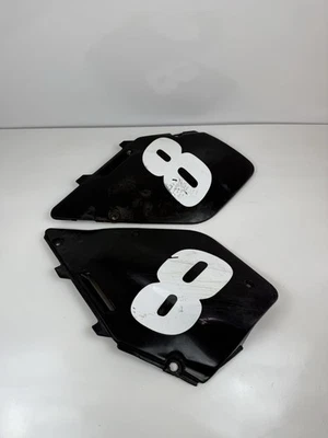 ✅ Paneles laterales traseros izquierda y derecha 1996-2000 rm250 guardabarros plástico SUZUKI RM250 OEM Foto 1 de 4