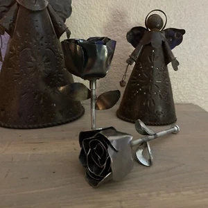 2 Piece Handmade Metal Rose Art Sculpture METALWORK free standing. Recycled Art. - Picture 1 of 14
