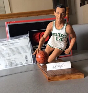 GARTLAN 9” BOB COUSEY AUTOGRAPHED FIGURINE WITH BOX & COA RARE 328/950 - Picture 1 of 8