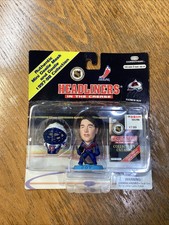 NHL Headliners Patrick Roy 1997-1998 Sports Action Figure with Goalie Mask