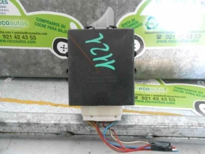 8974105030 centralina chiusura per TOYOTA AVENSIS BERLINA (T 22) 1.6 16V 328393 - Immagine 1 di 3