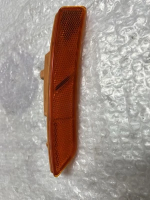 2024-25 CHEVROLET EQUINOX EV FRONT LEFT SIDE FENDER WHEEL FLARE MOLDING LIGHT - Image 1 of 4