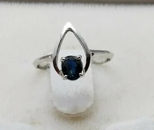 18K Solid White Gold Teardrop Style Oval Midnight Blue Sapphire Ring 1.6 Grams - Picture 1 of 10