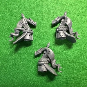Warhammer Bretonnia Knight Knights Head Parts x3 Bits Spare Heads Games Workshop - Picture 1 of 2
