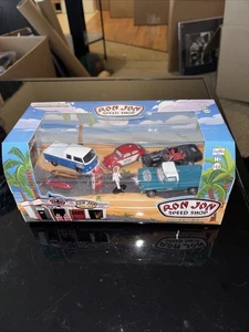 GreenLight 1:64 diecast set Ron Jon Speed Shop Beach Set - Ron Jon Surf Shop - Picture 1 of 3