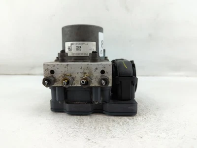 Módulo de controle de bomba 2015-2016 Chrysler Town & Country Abs QBN22 - Imagem 1 de 4