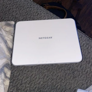 Netgear Arlo Security Base Station Wireless Wi-Fi Router VMB3000 | Device Only - Picture 1 of 3