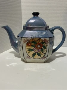 Tetera Lusterware japonesa vintage de 7", pintada a mano, diseño floral azul púrpura - Imagen 1 de 8