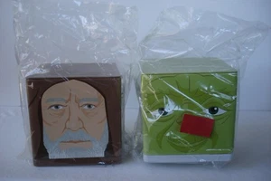 Hallmark Disney Star Wars CUBEEZ YODA & OBI WAN KENOBI 3" Cuadrado Coleccionista Lata - Imagen 1 de 7