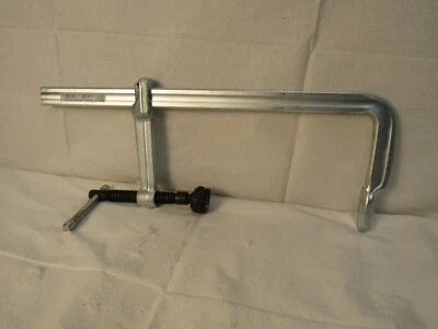 Abrazadera de barra Bessey GSM40 ClassiX 16" x 5-1/2" con almohadilla de alta resistencia Foto 1 de 4