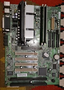 HP Vectra KC19+ intel820 rambus P3 motherboard - Picture 1 of 19