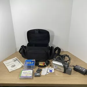 Sony Handycam DCR-DVD92 Digital Mini DVD Camcorder Charger Discs Manual & Bag - Picture 1 of 17
