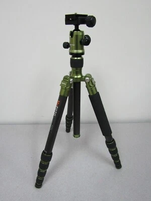 MeFOTO RoadTrip C1350Q1G Travel Tripod Kits - Green -  Max Load 17.6 lb  - Image 1 of 4