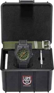 Orologio Luminox Navy Seal Uomo Quarzo Nero Verde 45mm Data XS.3517.NQ.SET Nuovo con scatola - Foto 1 di 3
