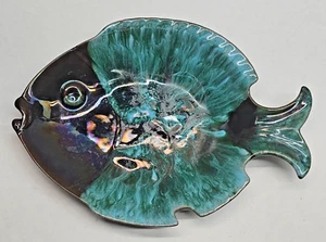 Plato de pescado de cerámica Blue Mountain cerámica canadiense de mediados de siglo - tonos verdes - Imagen 1 de 4