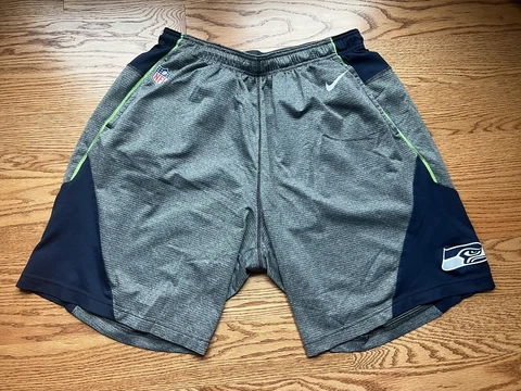 SEATTLE SEAHAWKS NIKE DRIFIT MENS SHORTS NFL FOOTBALL GRAY NAVY LARGE L POCKETS Cover