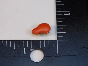 NISSAN MICRA CAR LOGO ADVERTISEMENT PIN - Picture 1 of 2