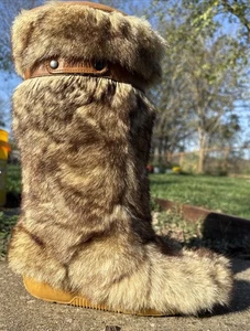 Vintage TECNICA YETI Goat Fur Boots Size EU 42 & 9 Men’s 11.5 Women’s - Picture 1 of 20