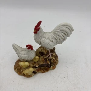 Vtg Homco 1459 Ceramic White Rooster Hen Chicks Chicken Figurine Farmhouse Decor - Picture 1 of 11
