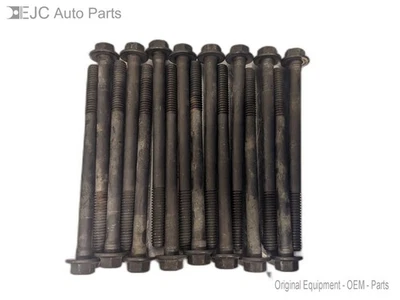 Комплект болтов головки блока цилиндров от 2005 Cadillac CTS 3.6 - Изображение 1 из 4