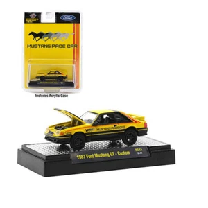 Máquinas M2 1:64 1987 Ford Mustang GT MODELO DIECAST PERSONALIZADO NUEVO EN PAQUETE 31500-HS31-P2 - Imagen 1 de 3