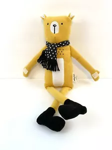 Mini almohada Pillowfort Bear peluche dorado con bufanda a lunares negra/blanca - Imagen 1 de 5