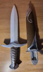 El Señor de los Anillos Picadura Espada Juguete Frodo Juegos con disfraces Luces Sonidos Hobbit LOTR Hobbit - Imagen 1 de 2