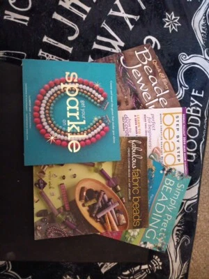 Lot Of 5 Beading/beads/Jewelry Making 📚 Great Condition, 1 Mag, 4 Books,Sparkle - Image 1 of 4