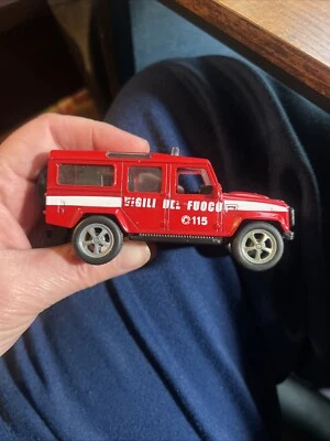 Newray Land Rover Defender 110 Red "Vigili Del Fuoco #115 Red - Image 1 of 4