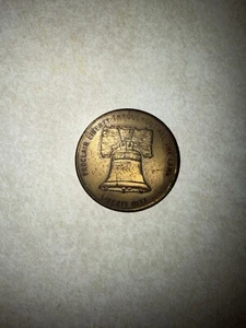 Antike Bronze Freiheitsglocke Sammlermünze 1975 - Bild 1 von 5