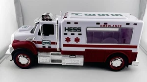 2020 Hess LKW Krankenwagen - Missing Inside Rescue Vehicle BeniefitsToys For Tots - Bild 1 von 18