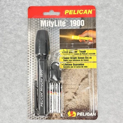 Pelican Mitylight 1900 Submersible Flashlight Black 2012 New in Package - Image 1 of 4
