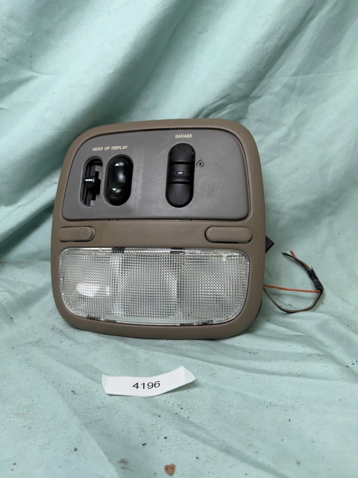 97-04 Buick Park Avenue cúpula de teto luz heads up display garagem - Imagem 1 de 4