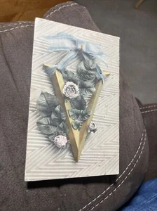 “V” Letter Postcard - Picture 1 of 2