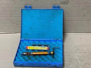 Outil de montage d'inserts - filetage M8 x 125 + 1 taraud M8 - Picture 1 of 4