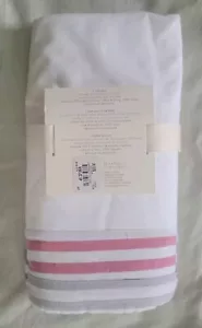 NEW Pottery Barn Kids Crib Bed Skirt "Cole" White w/Red & Blue Organic Cotton - Bild 1 von 8