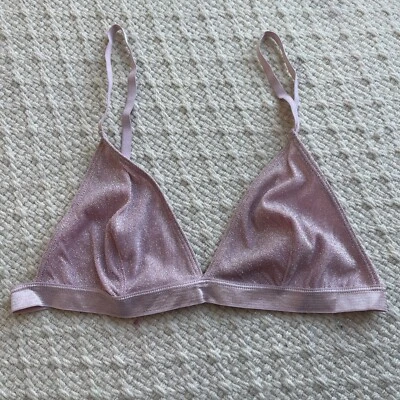 Urban Outfitters - Sujetador Bralette Out from Under rosa metálico grande para mujer Foto 1 de 4