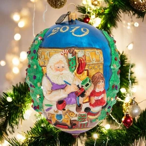 Jay Strongwater 2019 Santa Glass Ornament SDH2321-250 - Imagen 1 de 3