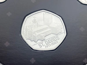 2025 JERSEY BRITISH CATHEDRALS - ST.DAVIDS - FIFTY 50 PENCE COIN BU UNC - Bild 1 von 4