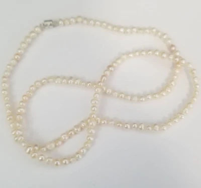 tiny freshwater baroque pearls 4-5mm, 20", 925 silver clasp - Image 1 of 4
