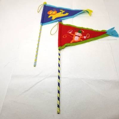 Banderines de fieltro de circo par en palos león mono niños habitación fiesta decoración de colección Foto 1 de 4