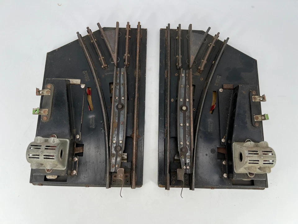 American Flyer #688 O Gauge Lot of (2) Switch Track Left/Right Fair Condition - Image 1 of 4