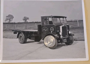 Vintage s/w Original LEYLAND Hauler LKW Foto ERNALD UPTON FRADSWELL Stafford Milk - Bild 1 von 5