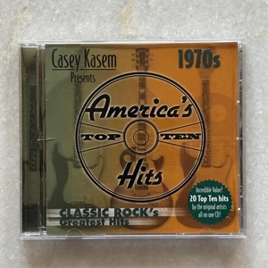 Casey Kasem Presents America's Top Ten 1970s Classic Rock CD 2003 Sony - Foto 1 di 3