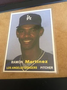 RAMON MARTINEZ 1990 SCD BASEBALL CARD PRICE GUIDE MONTHLY BASEBALL CARD - Picture 1 of 3