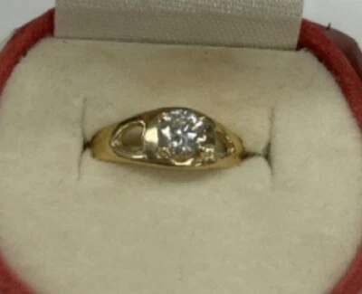 18k Gold Lab Created Diamond 0.43ct Ring Size 4.5 - Image 1 of 3