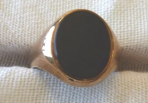 Vintage Herren Oval Onyx Trachtenring in 9 Karat Gelbgold. - Bild 1 von 5