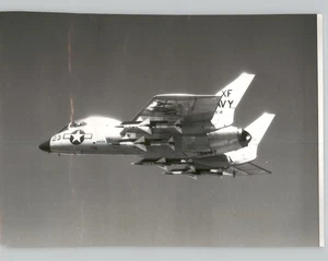 AVIAZIONE Quattro MISSILI PASSERO su NAVY F7F JET foto stampa vintage 1958 - Foto 1 di 2