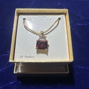 Zierlicher Granat CZ rot Quadrat Anhänger Halskette Kristall Rubin Geburtstag Geschenk Schmuck - Bild 1 von 7