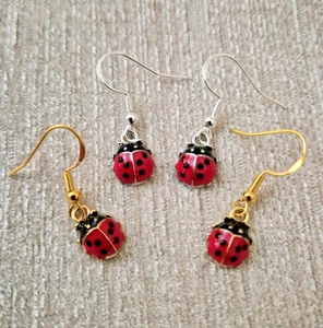 Ladybug earrings in a choice of silver or gold on stamped 925 hooks, summer gift - Picture 1 of 8